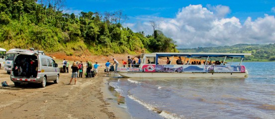 Taxi Boat Taxi MONTEVERDE TO ARENAL VOLCANO ( La Fortuna)